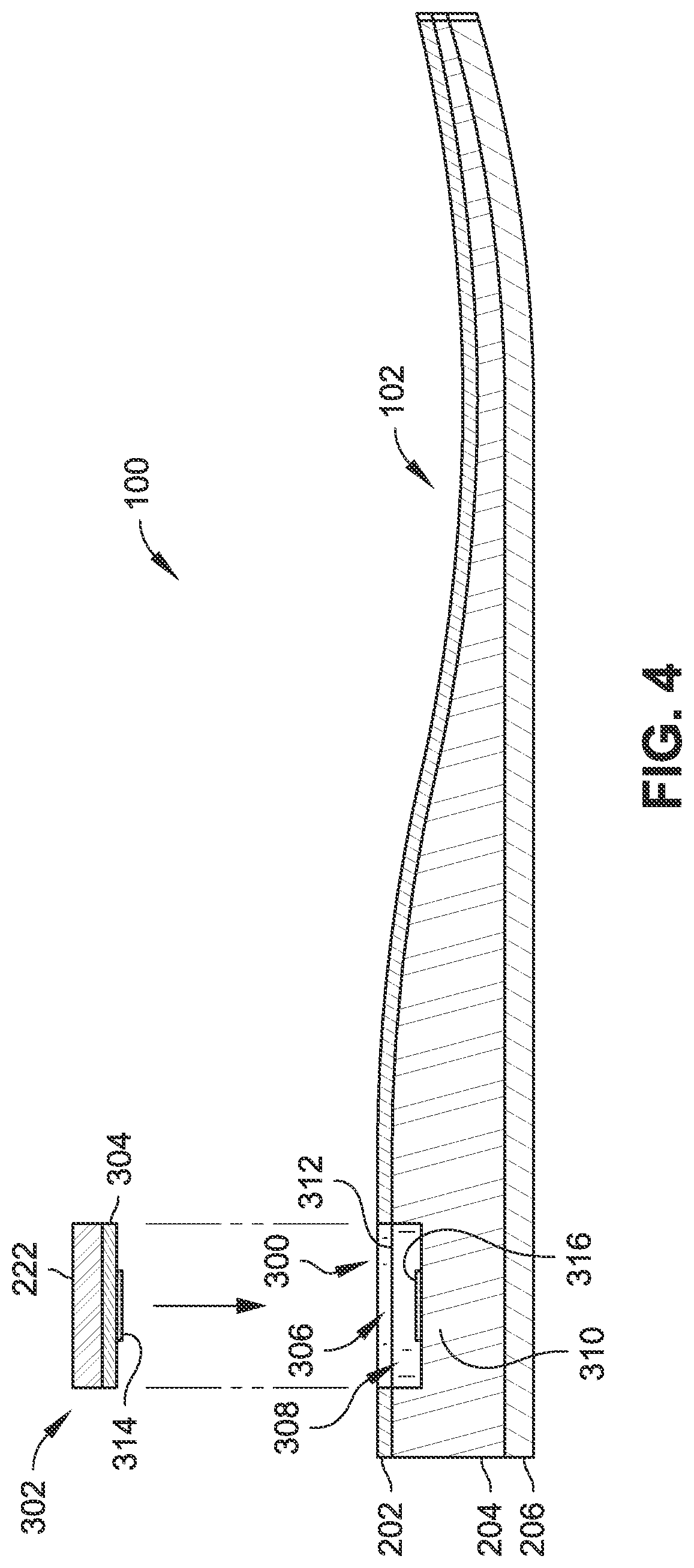Patent US11771173 Figure 4 – Footwear with fluid distribution