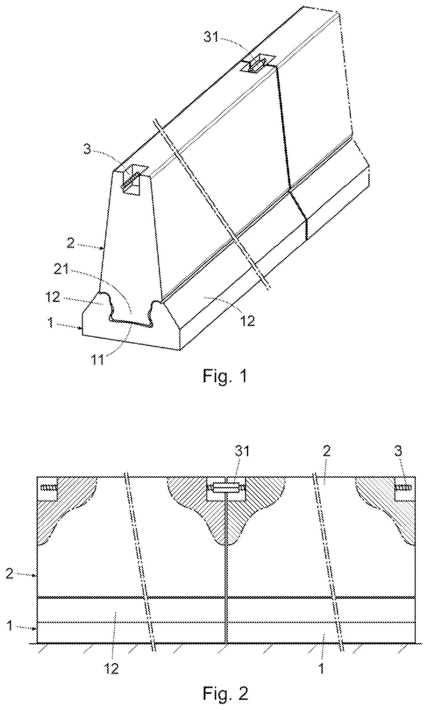 Patent US11773549 Figure 1 – Roadway safety barrier