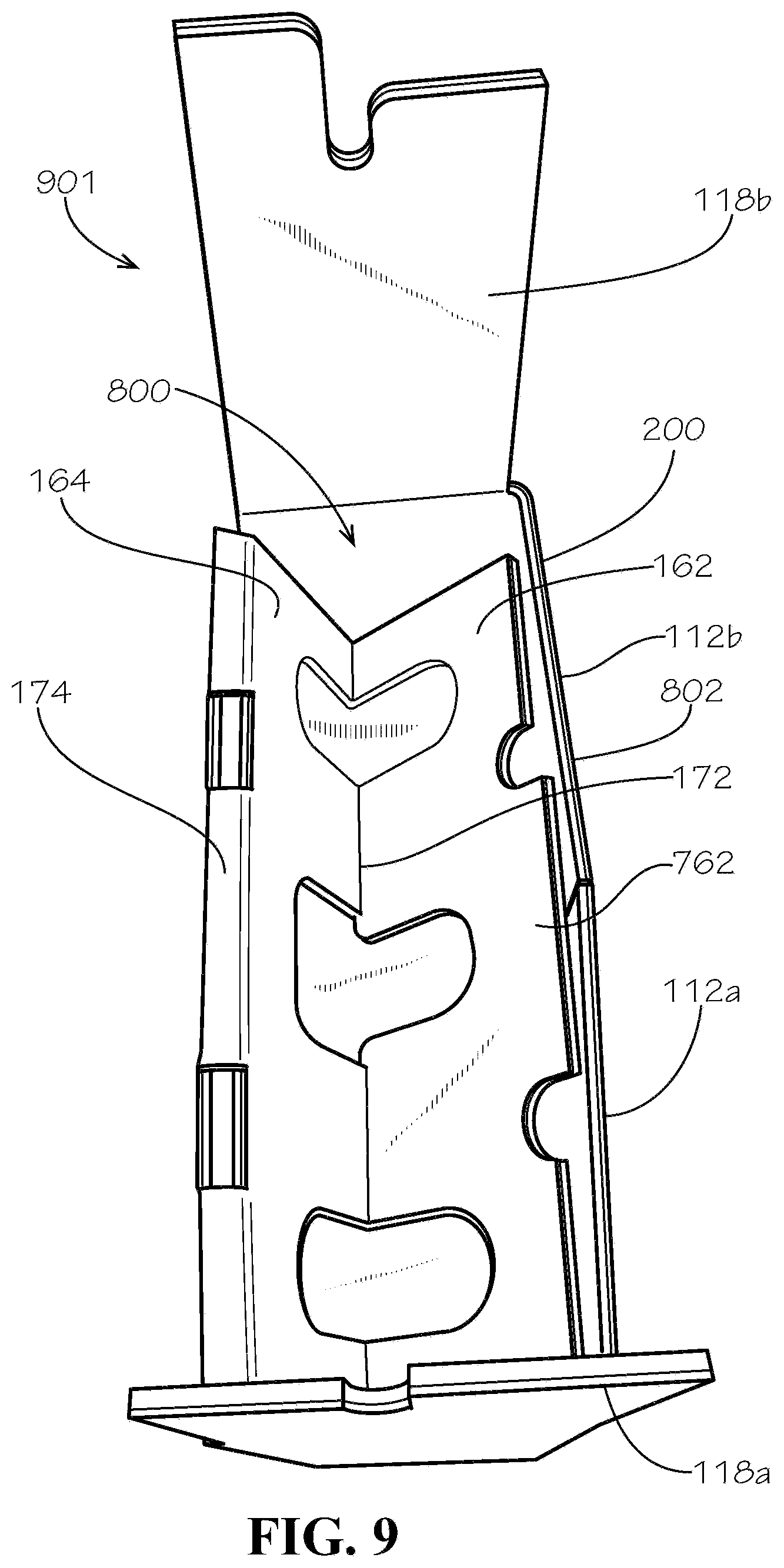 Patent US11780642 Figure 9 – Three-pack beverage box