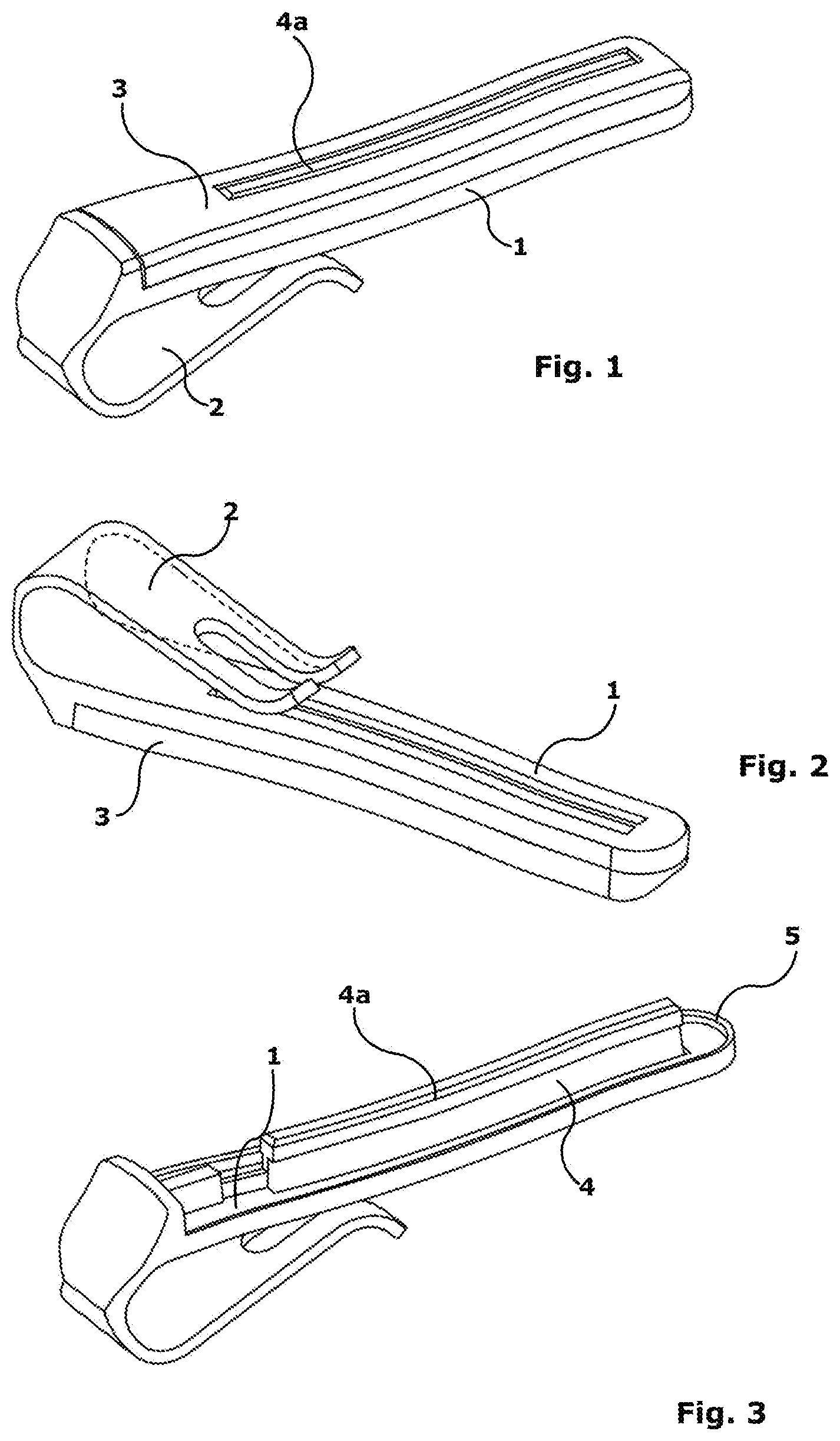 Patent US11793903 Figure 1 – Fragrance diffuser device with an end-of-life indicator, for use onto motor vehicle ventilation grids