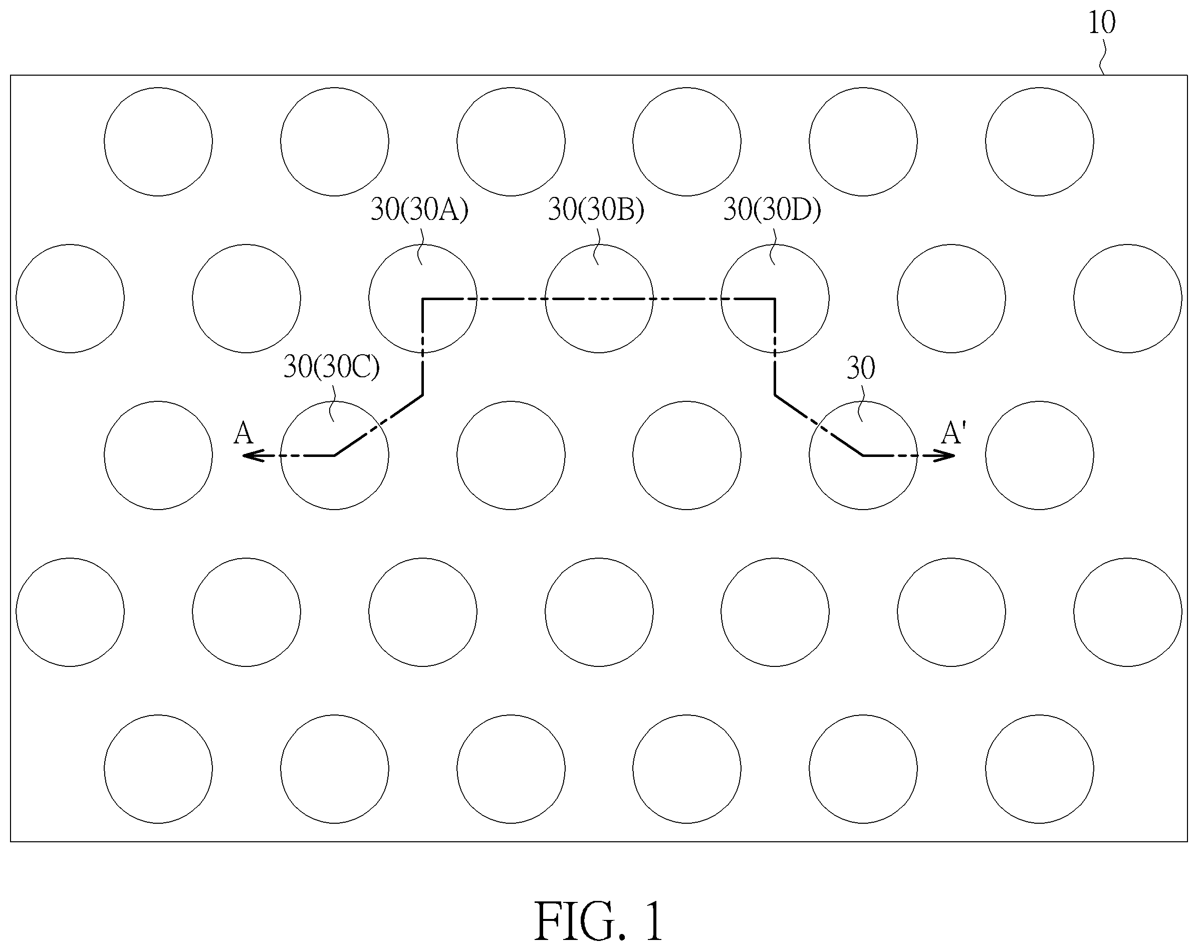 Patent US11818880 — Semiconductor structure including capacitor and method for forming the same — Figure 1