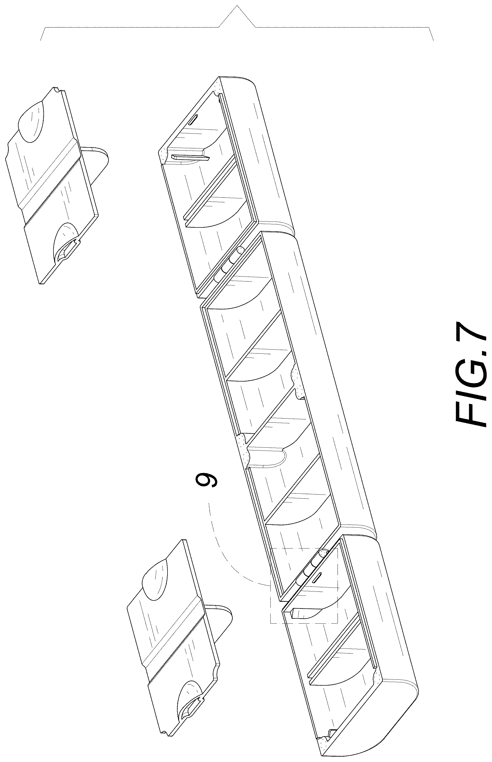 Patent USD1001485 Figure 5 – Pill box