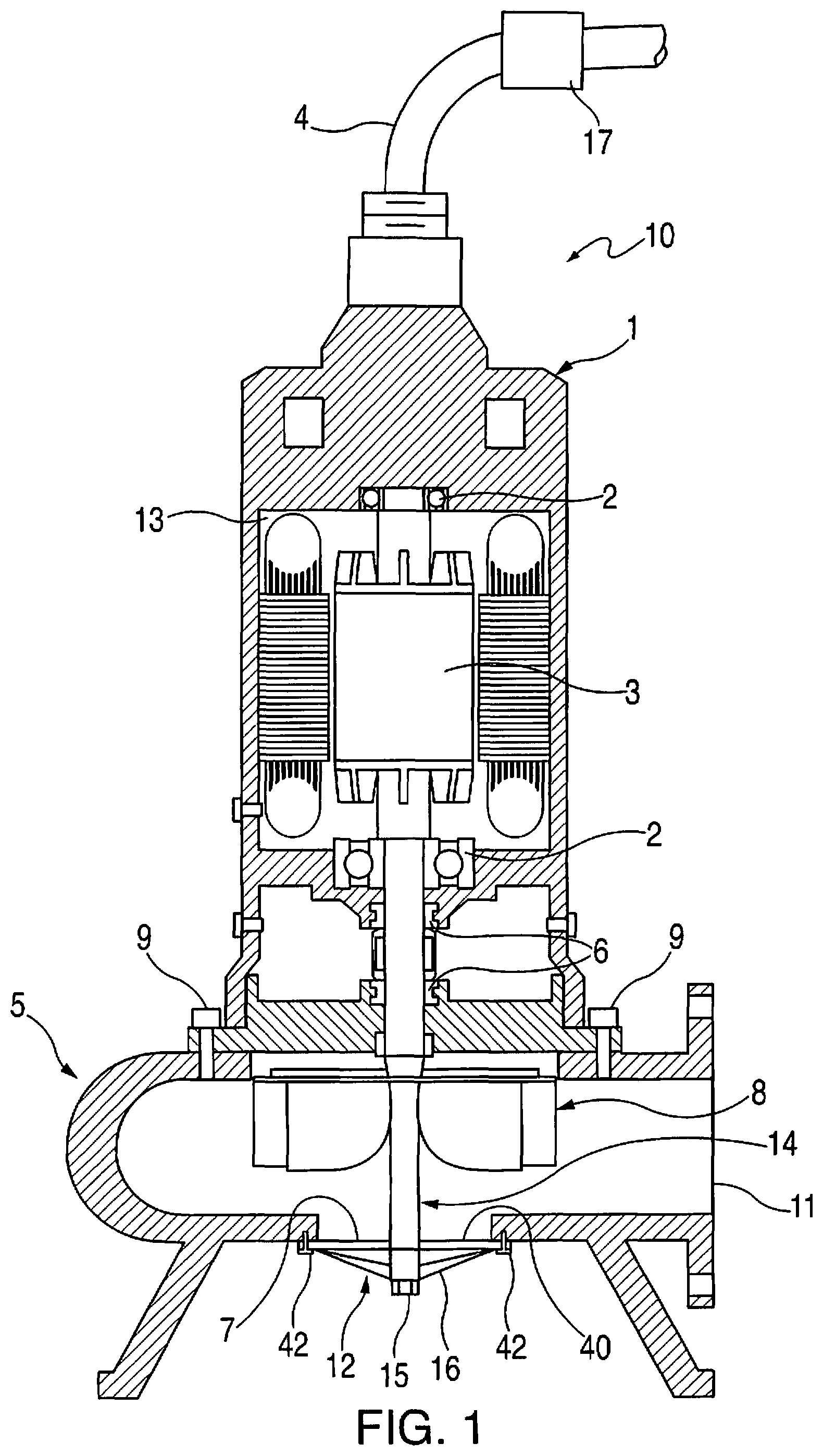 Patent US12097504 Figure 1 – Externally serrated rotary shredder and submersible shredder pump having an externally serrated rotary shredder