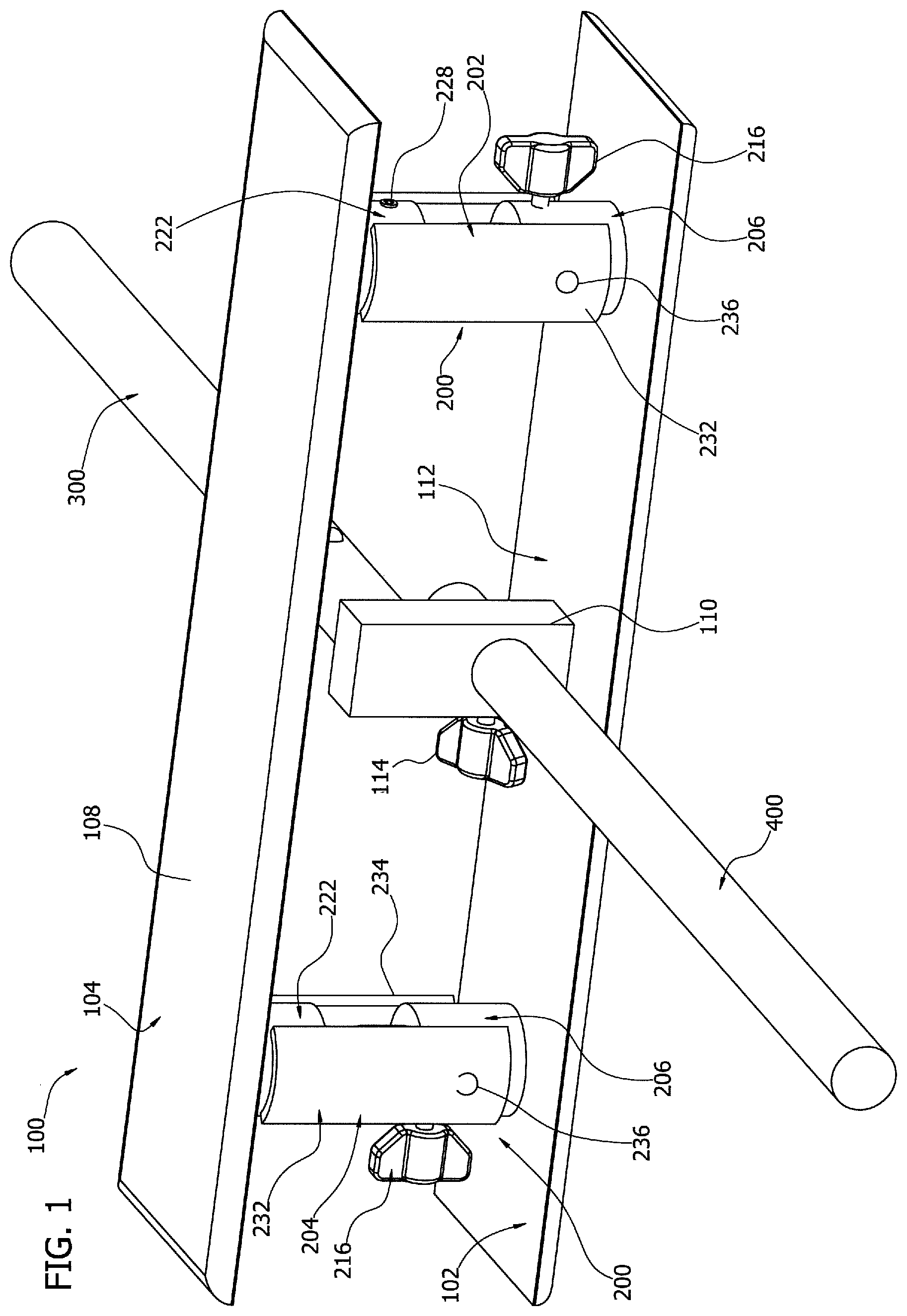 Patent US12097536 Figure 1 – Planar mop configuration with adjustable spacing