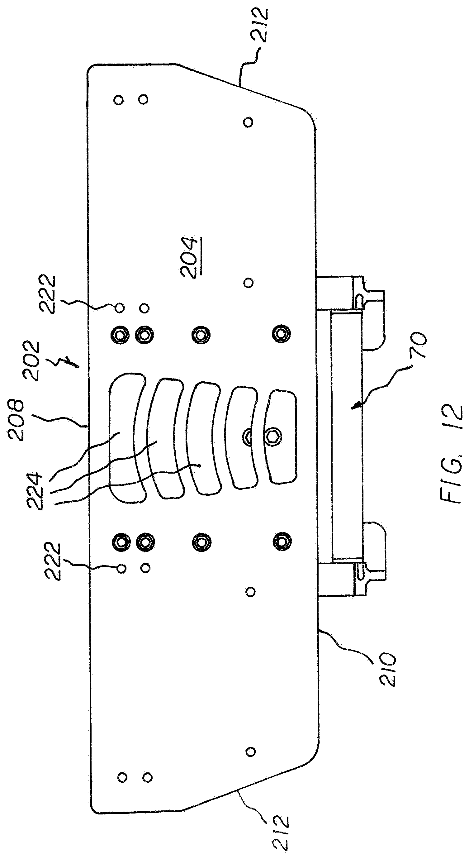 Patent US12097943 Figure 7 – Multi-engine, single mount, hydraulic jack plate with adjustable tensioning rods