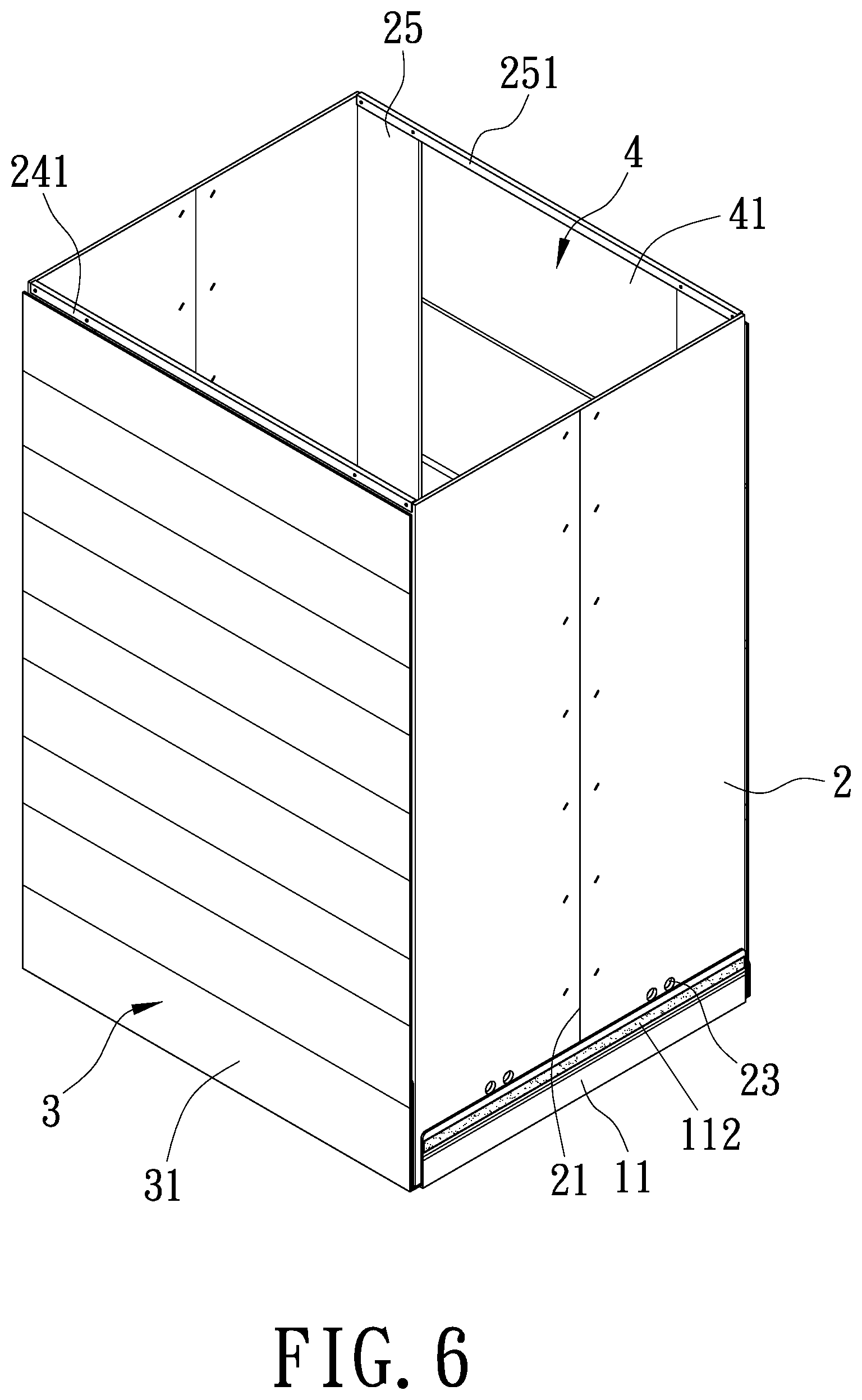 Patent US12103732 Figure 6 – Folding box