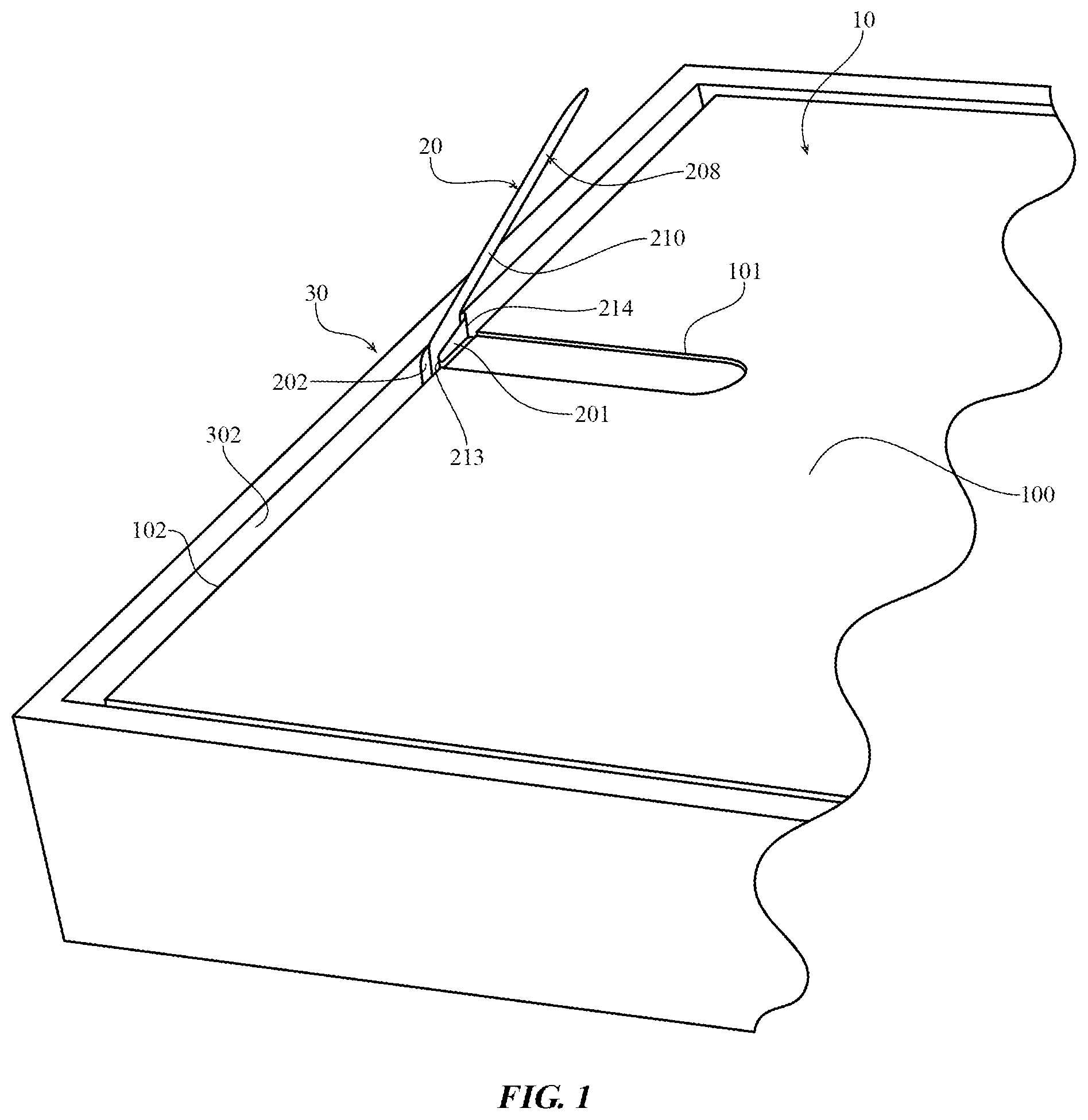 Patent US12103747 Figure 1 – Packaging with tamper-evident seal