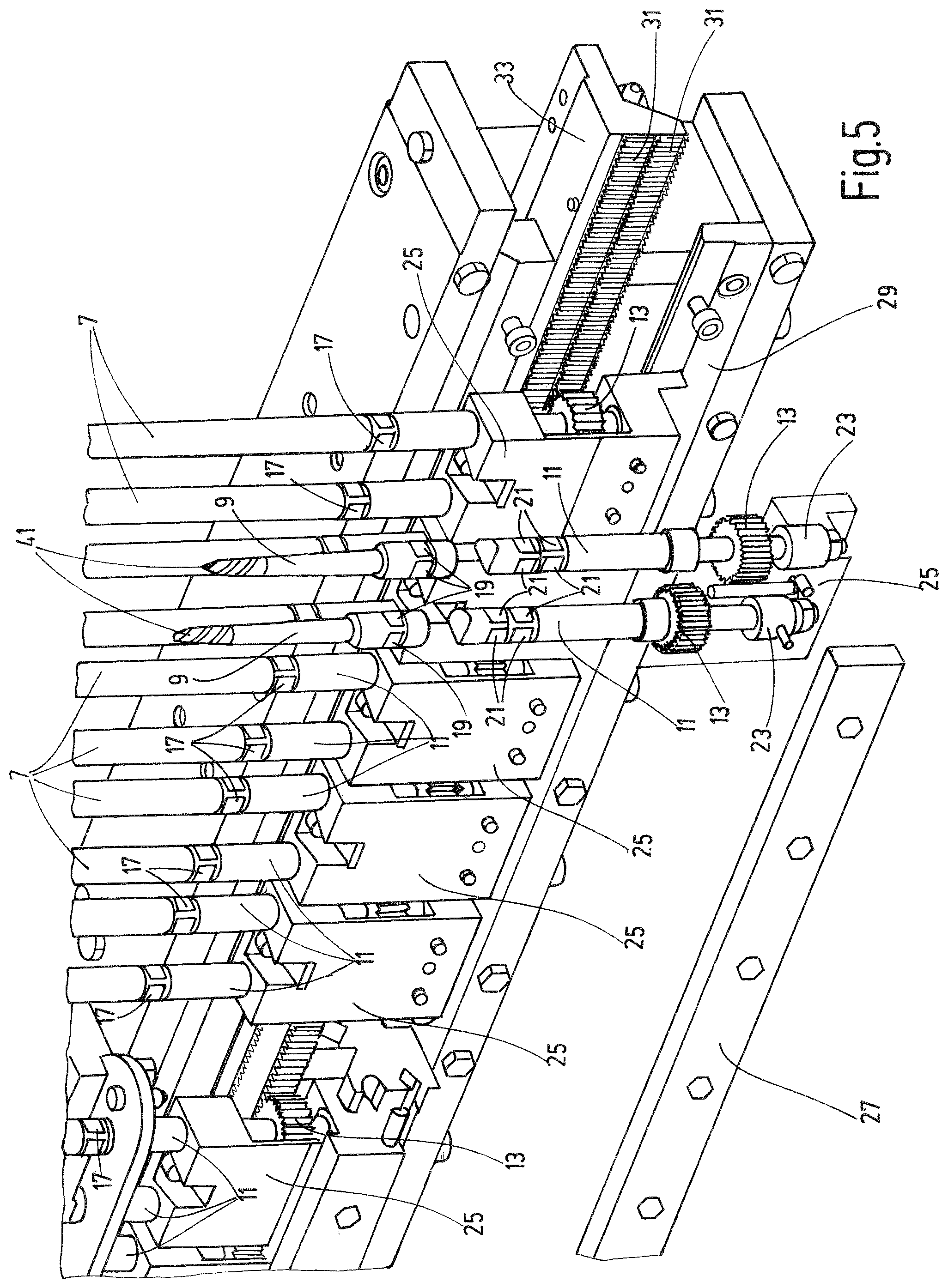 Patent US12128600 Figure 3 – Device for removing plastic products