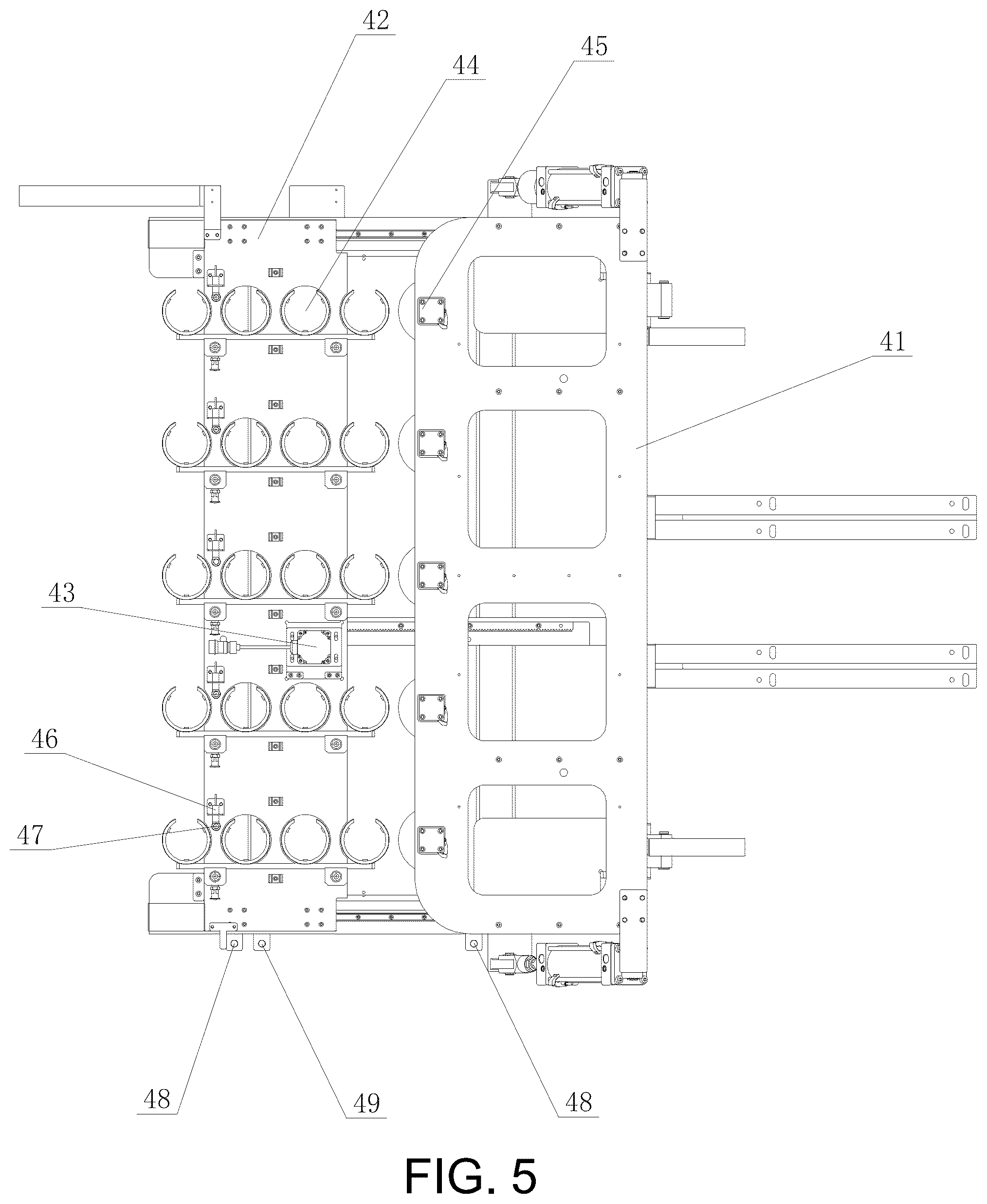 Patent US12157202 Figure 5 – Polishing machine with automatic feed and discharge function