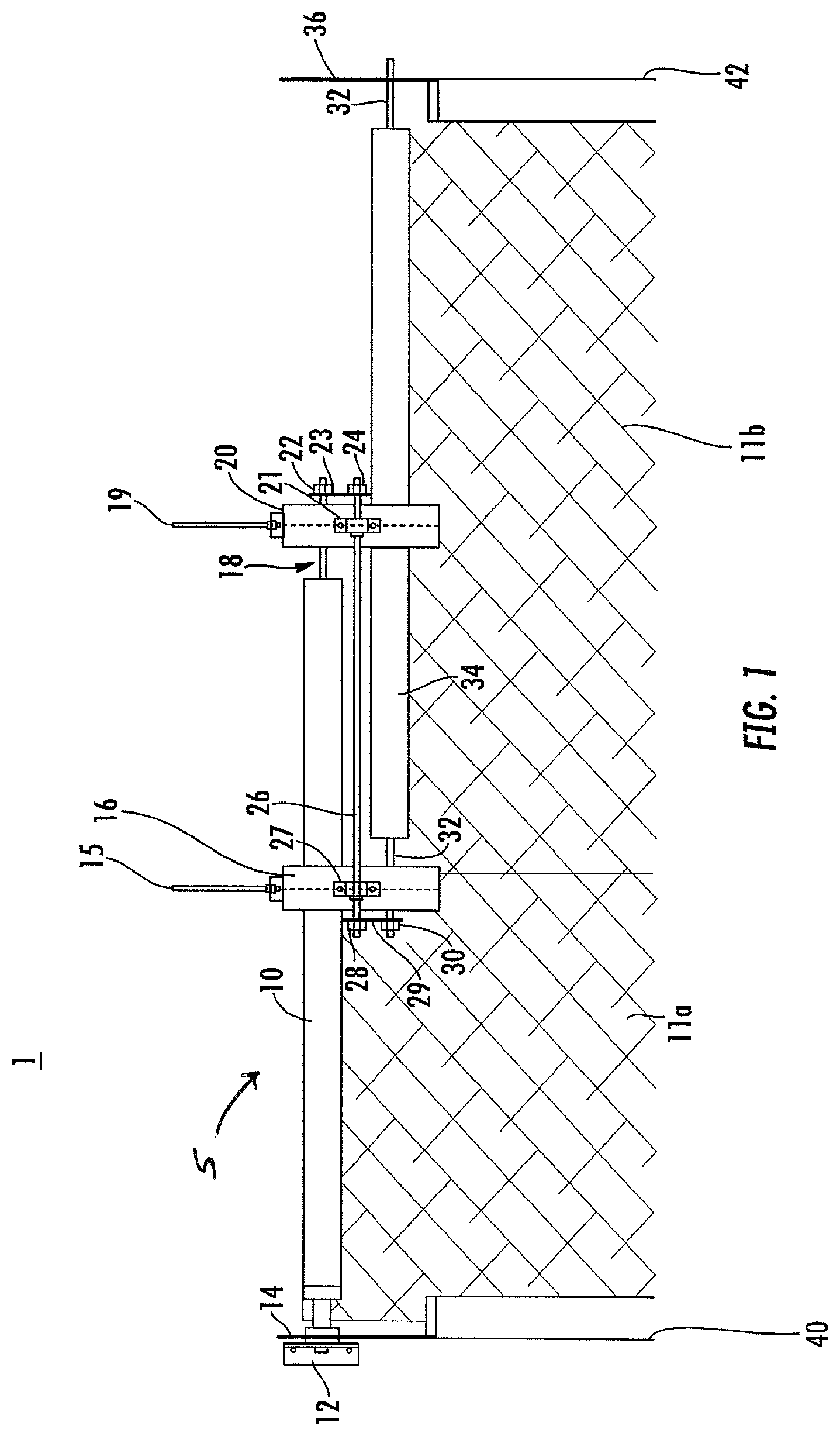 Patent USRE050140 — Master/slave shaft assembly for fire door and curtain — Figure 1