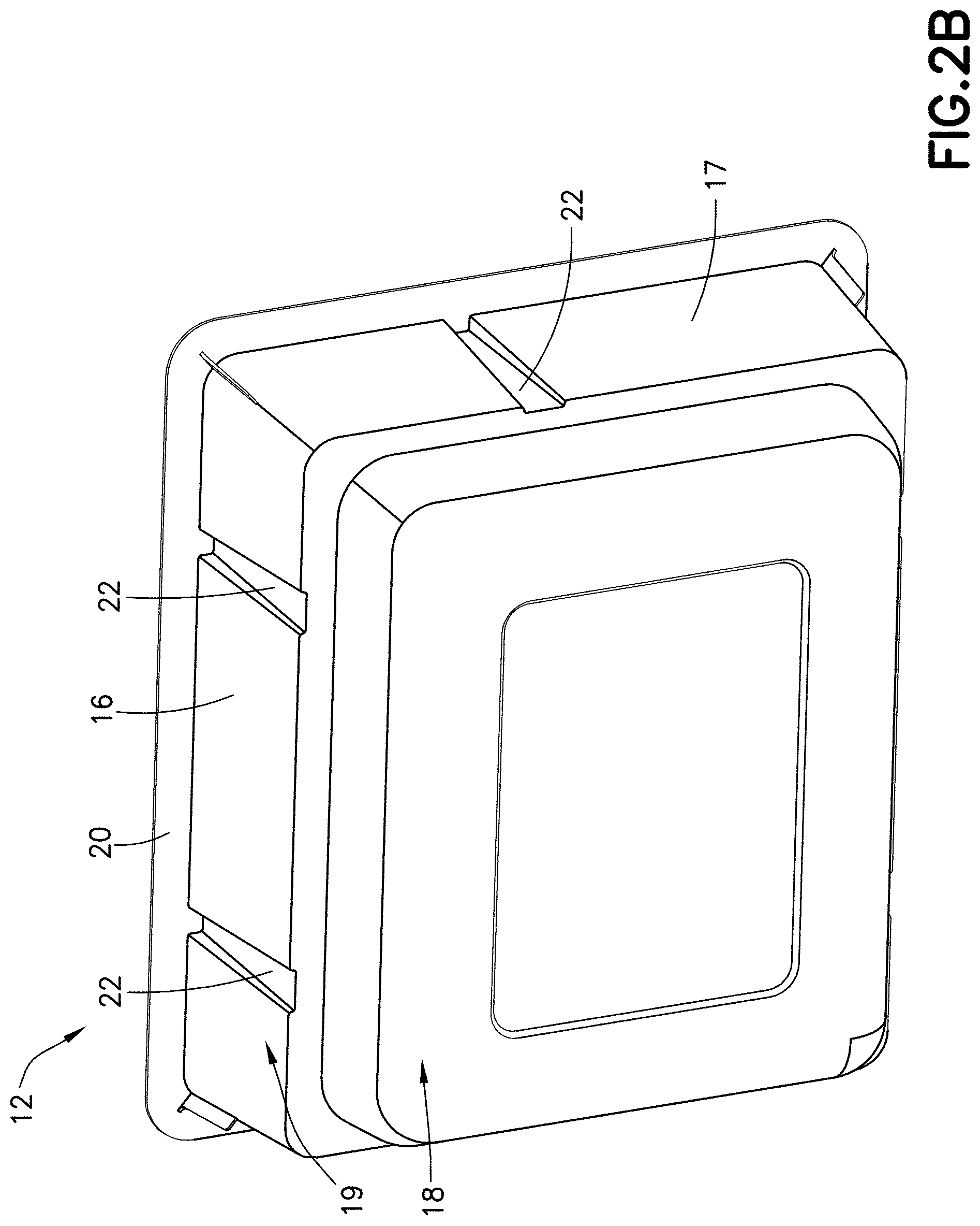 Patent US12311375 Figure 3 – Nest for the packaging of plunger stoppers with clips ensuring a reliable alignment of several nests in a tub