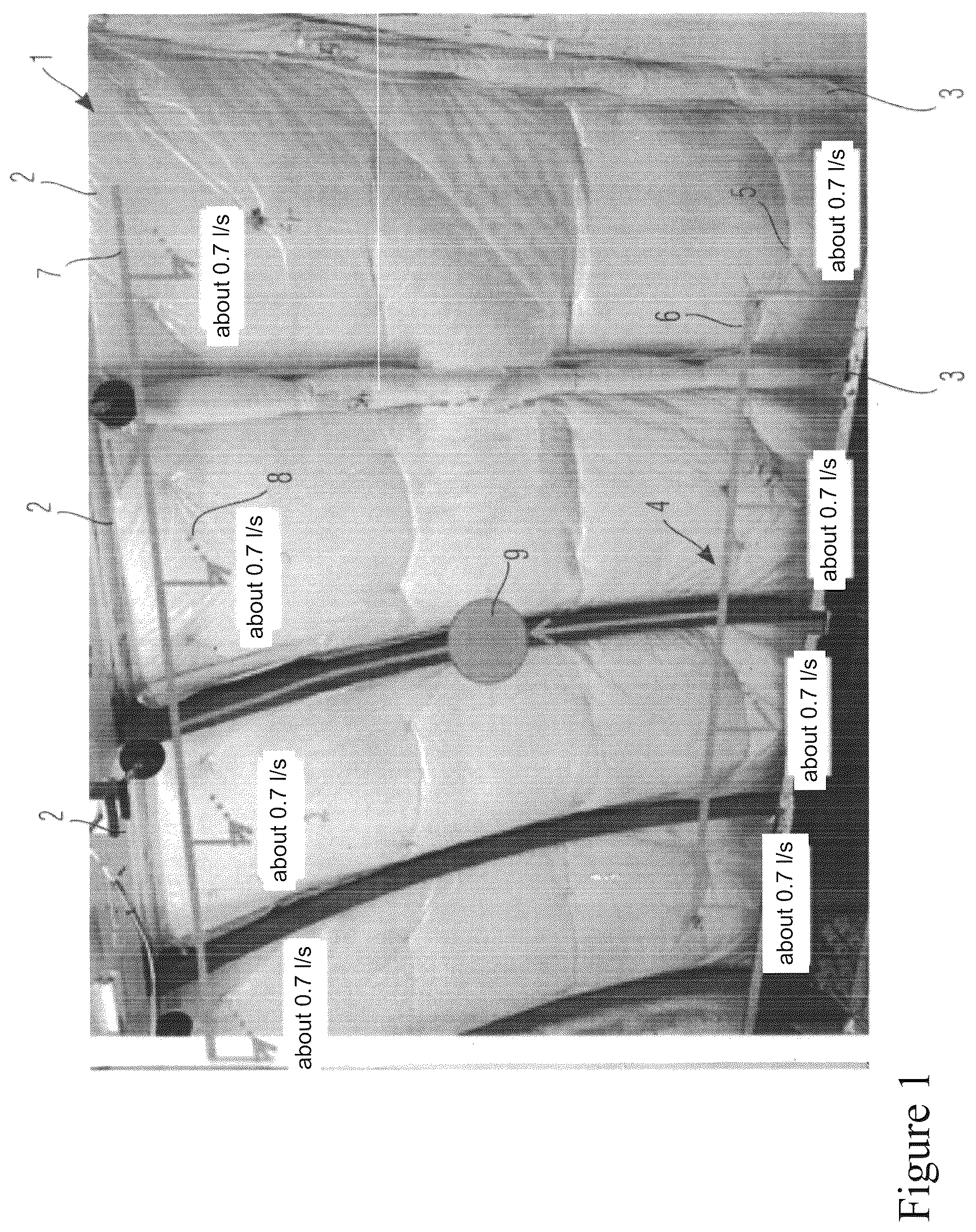 Patent US12312090 Figure 1 – Reducing condensate precipitate on inner surfaces of an outer skin of an aircraft