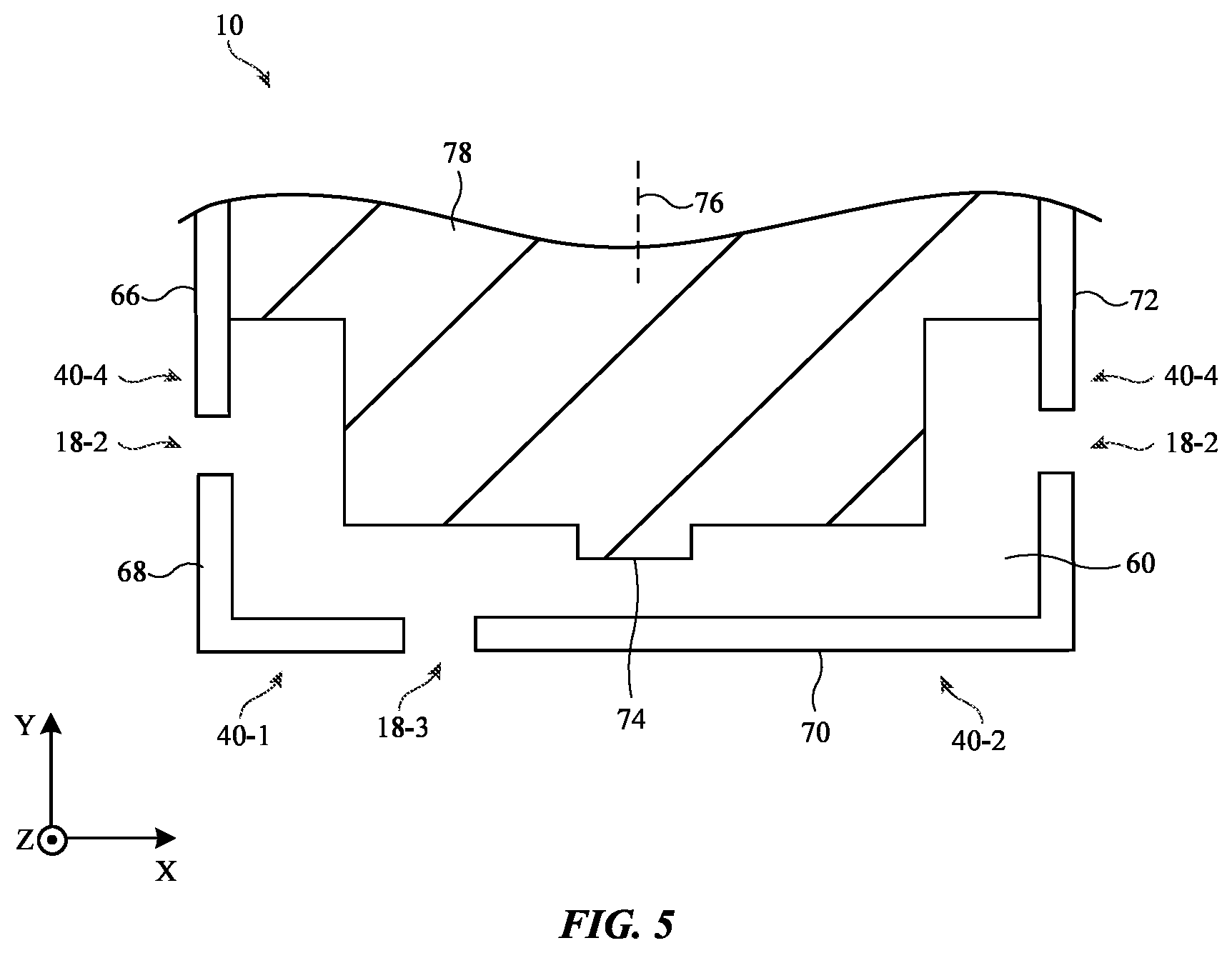 Patent US12316015 Figure 5 – Electronic devices with multiple low band antennas