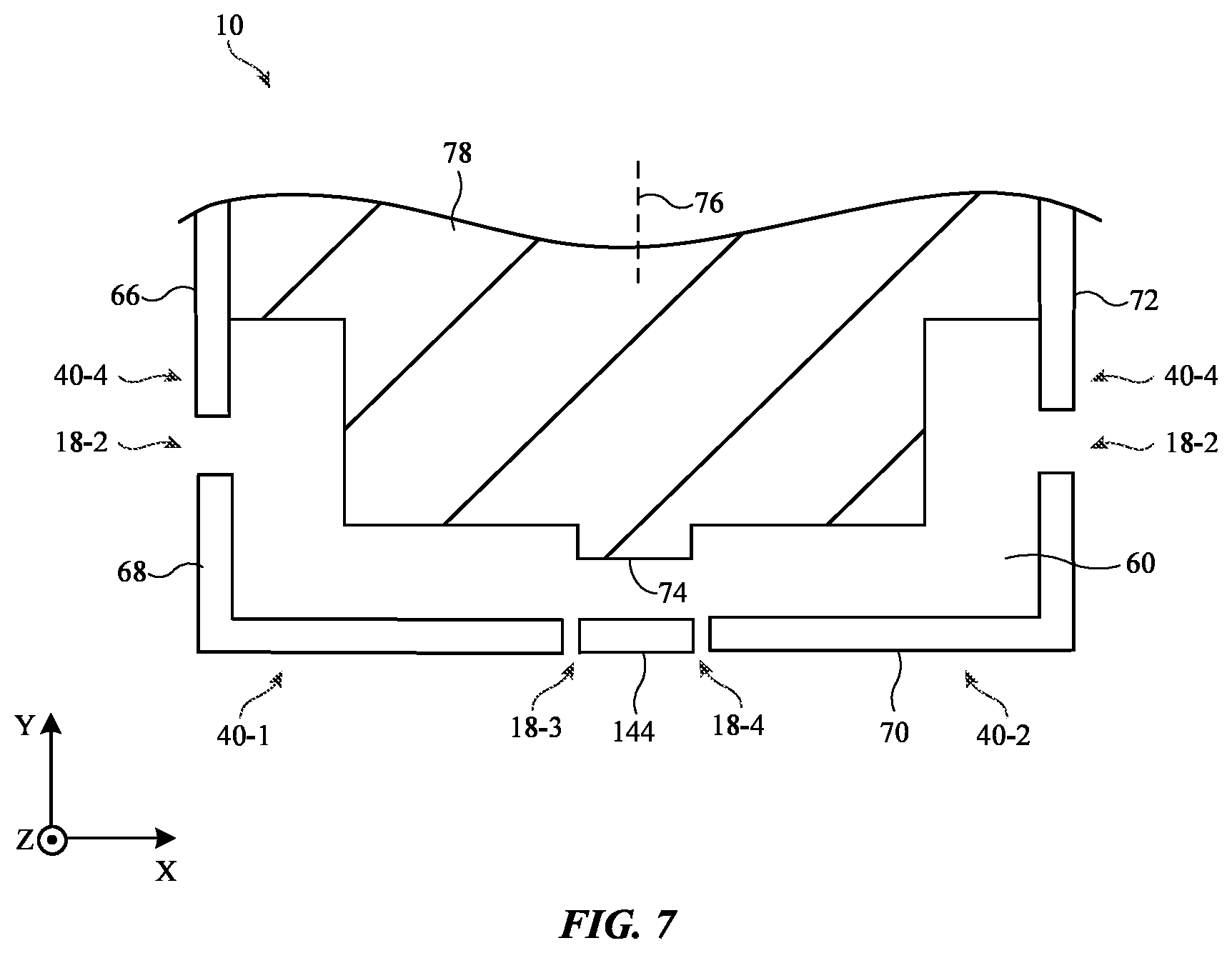 Patent US12316015 Figure 7 – Electronic devices with multiple low band antennas
