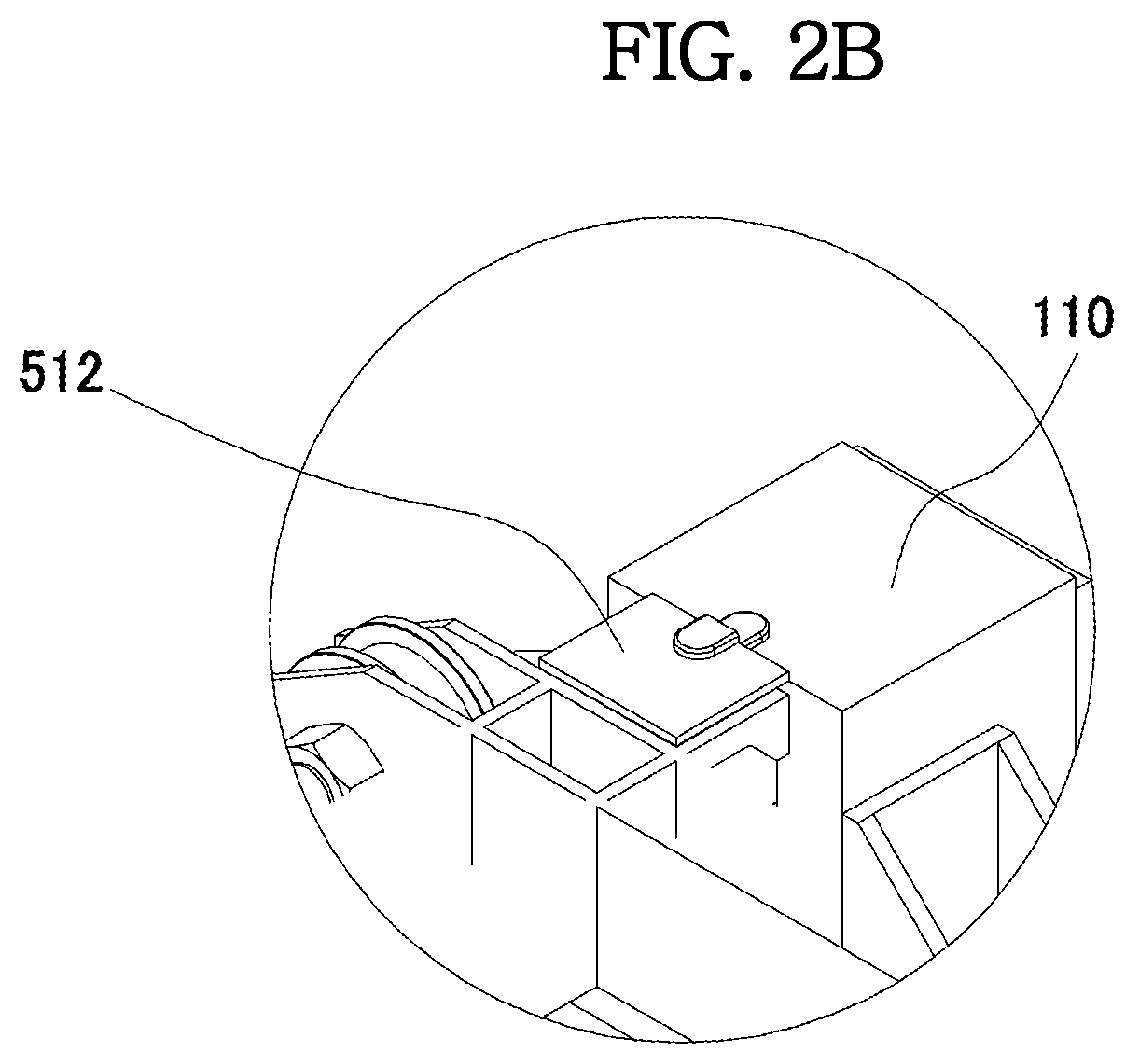 Patent US12319492 Figure 3 – Foldable container folding device and automatic folding system comprising same