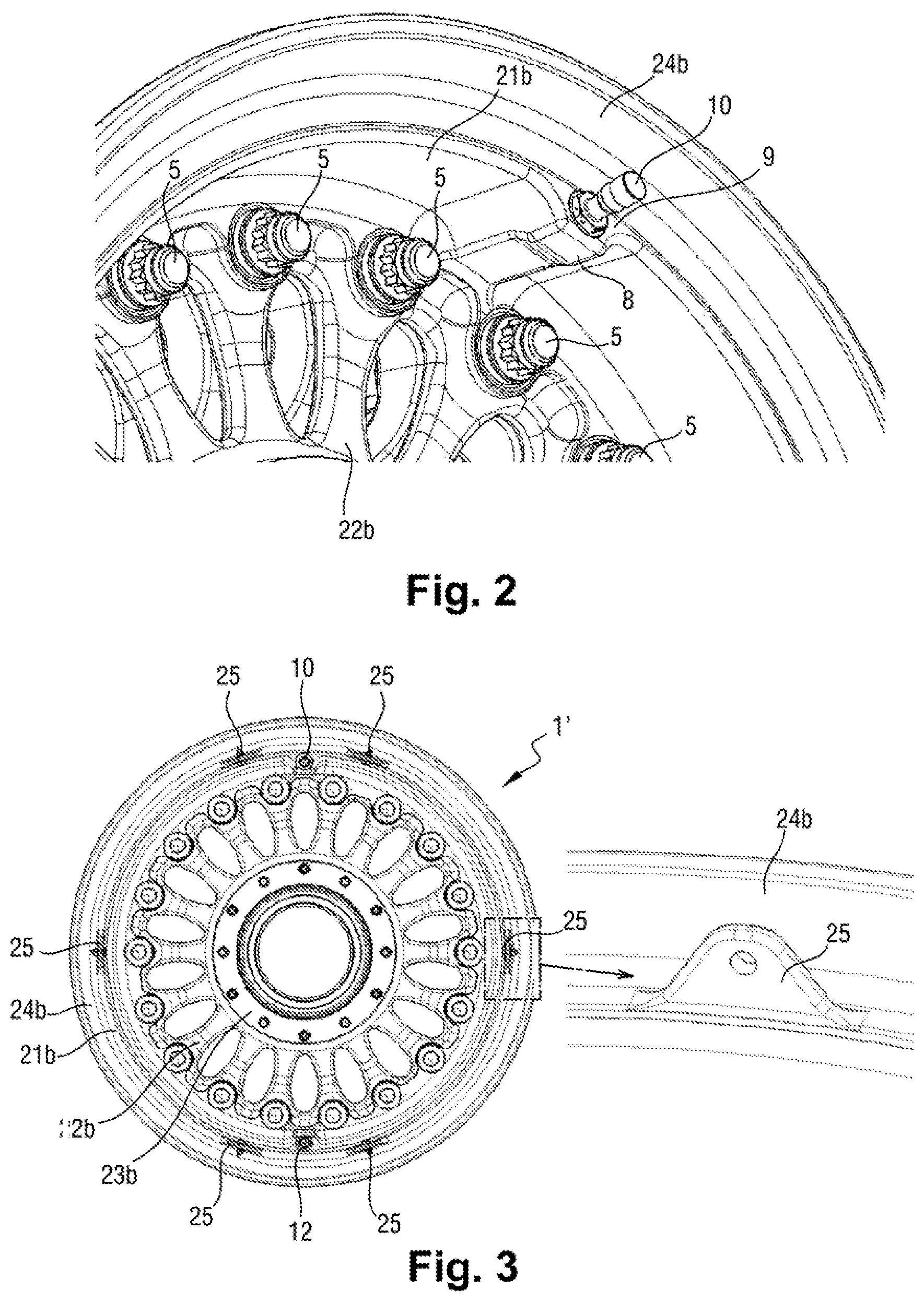 Patent US12325267 Figure 2 – Wheel comprising an internal inflation channel, landing gear and an aircraft comprising such a wheel