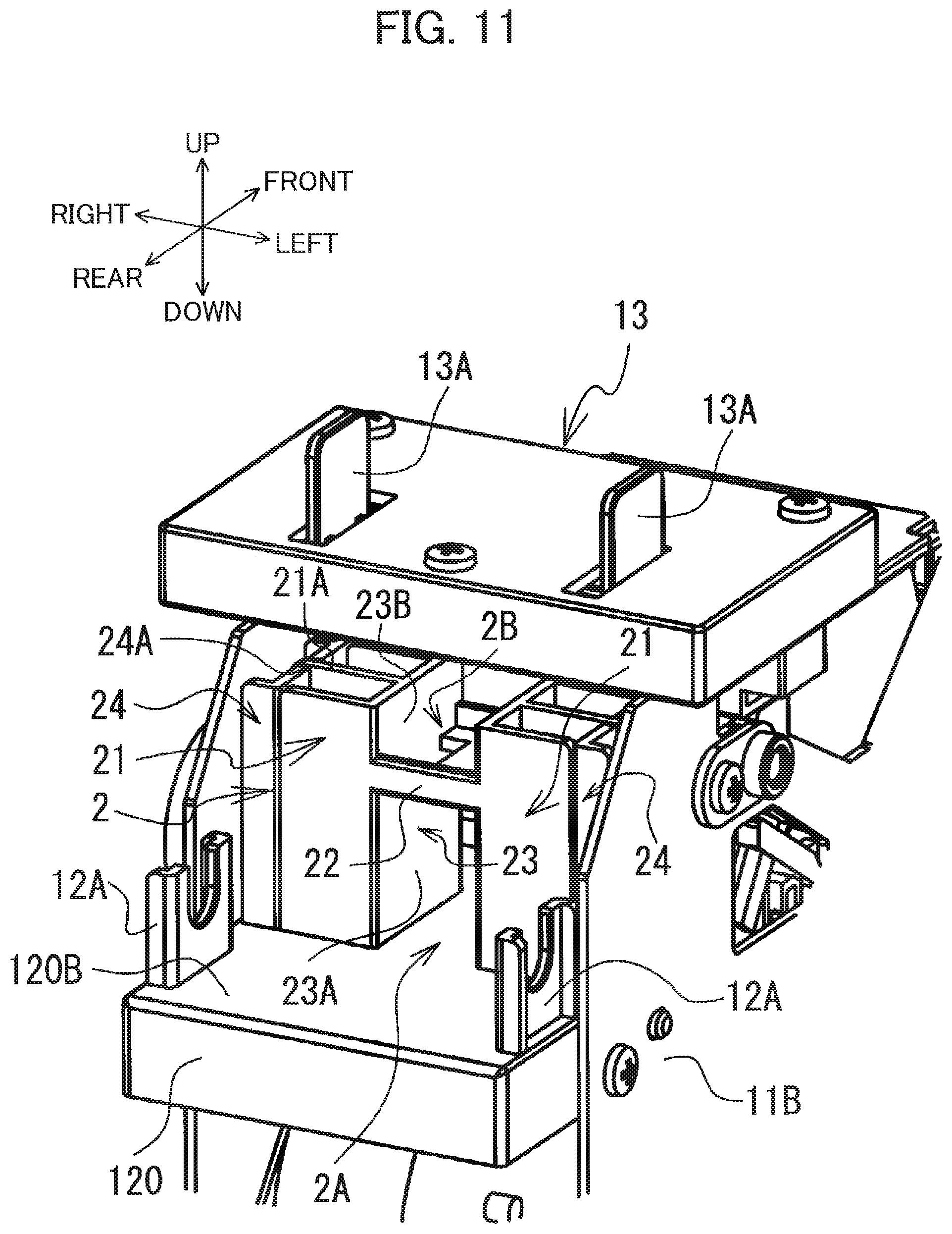 Patent US12351355 Figure 11 – Label wrapping device including first and second members arranged to partially overlap each other in width direction of label to correct curling tendency of label