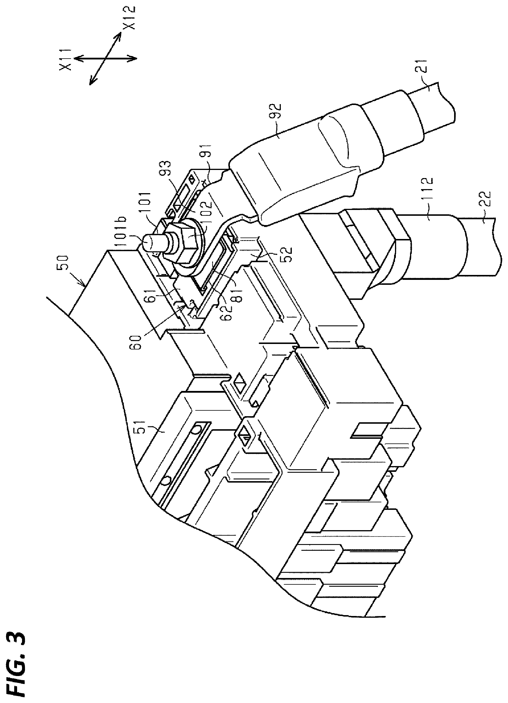 Patent US12365296 Figure 3 – Electrical connection box busbar connecting two wires