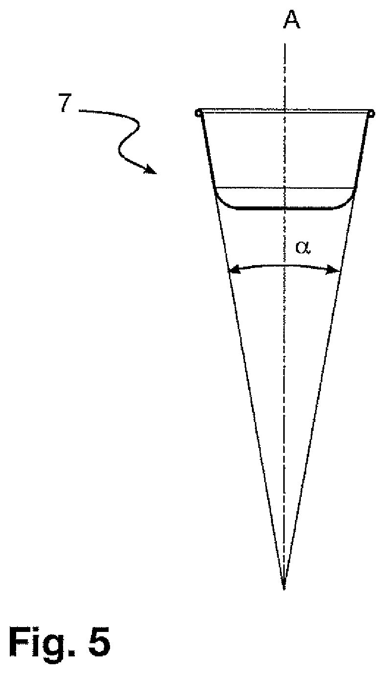 Patent US12396596 Figure 3 – Mold with easy-to-grip removable containers and stand for same