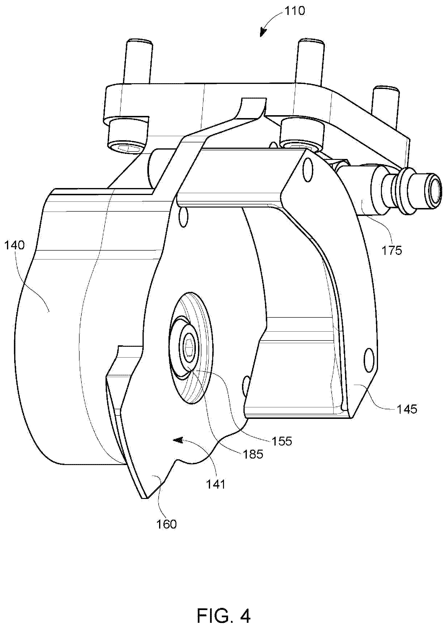 Patent US12422077 Figure 4 – Slidable gladhand