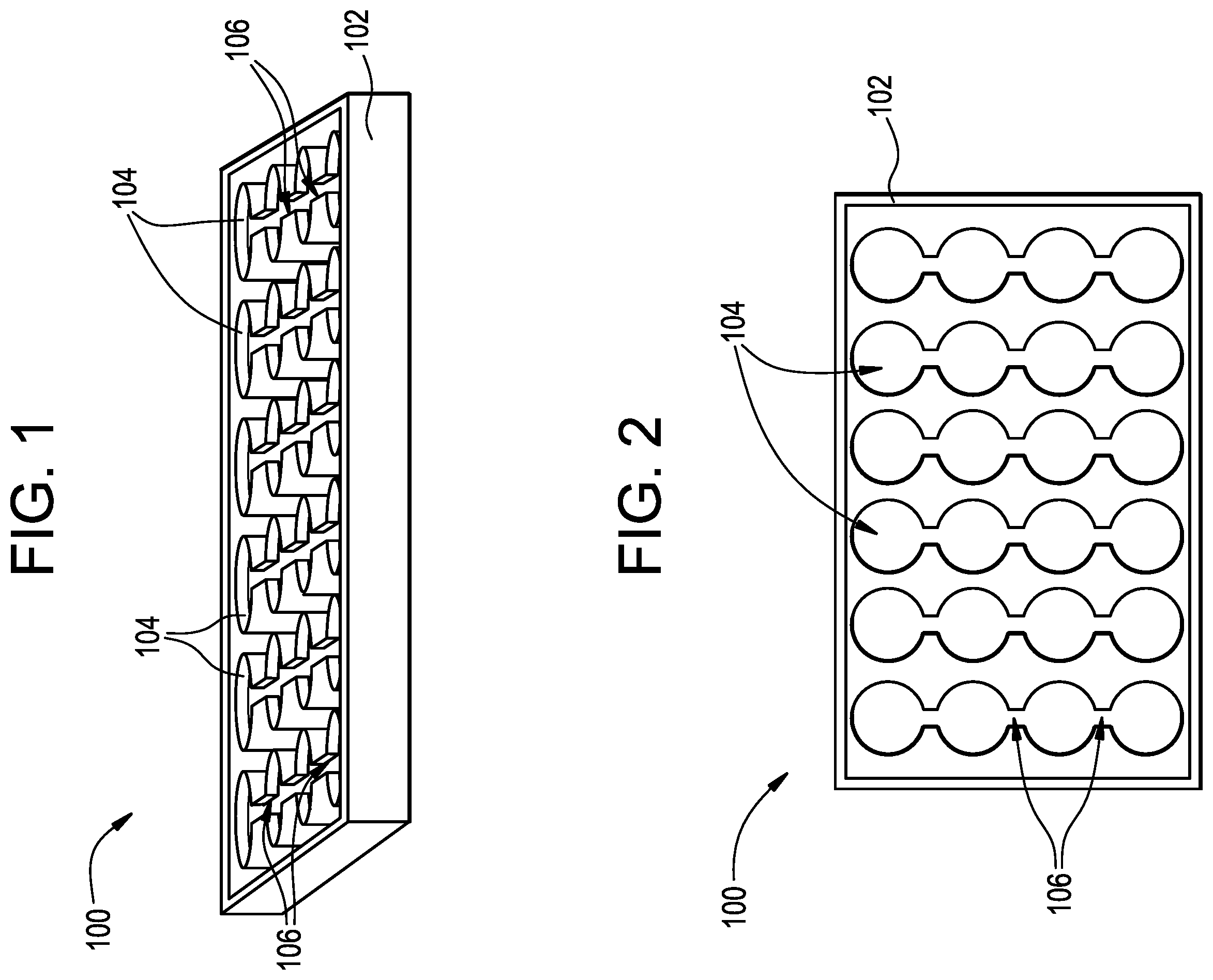 Patent US12448594 Figure 1 – Fluidic devices including microplates with interconnected wells
