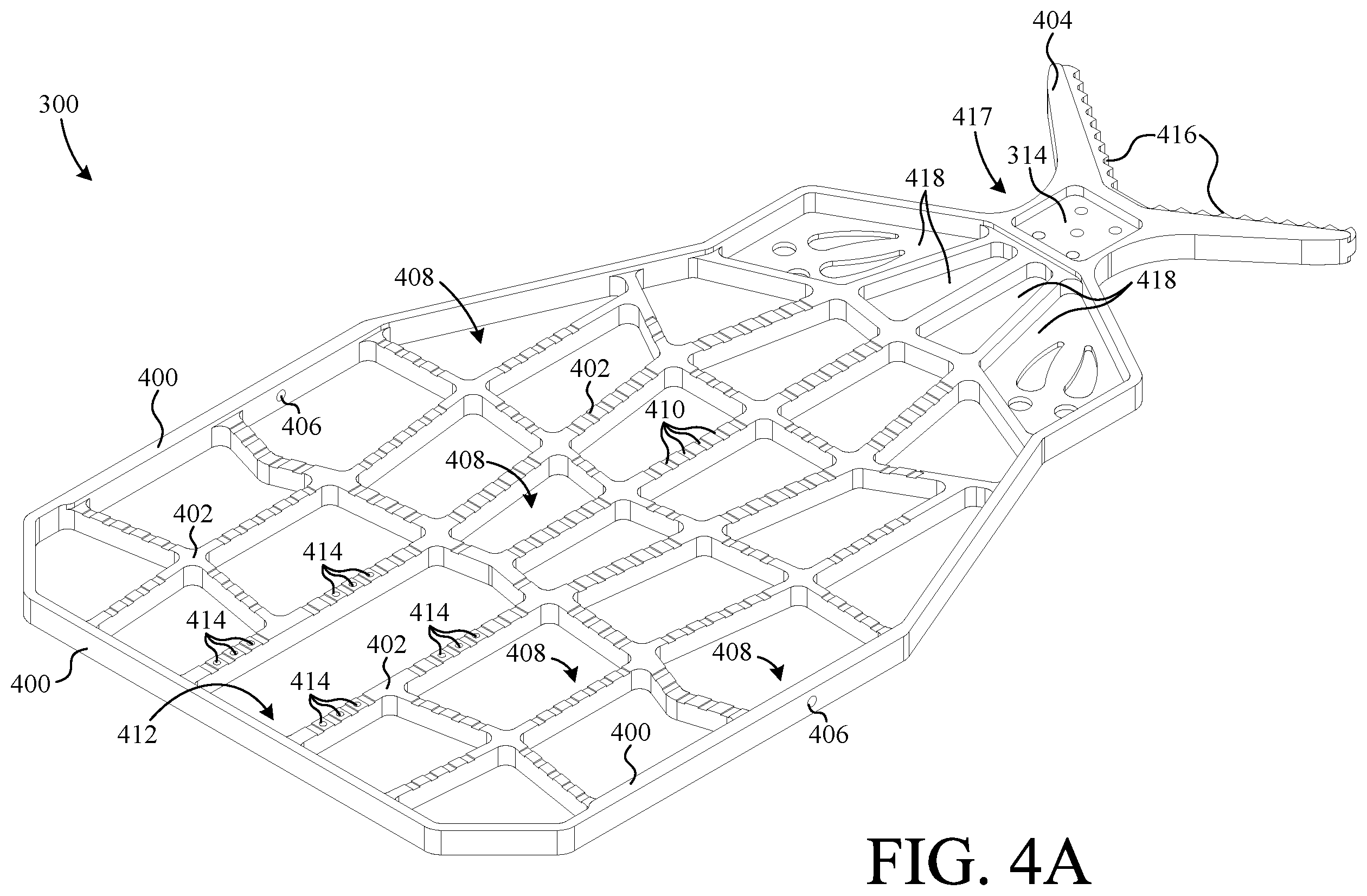 Patent US12460478 Figure 4 – Climbing stick with wrap-around step and tree engaging structure