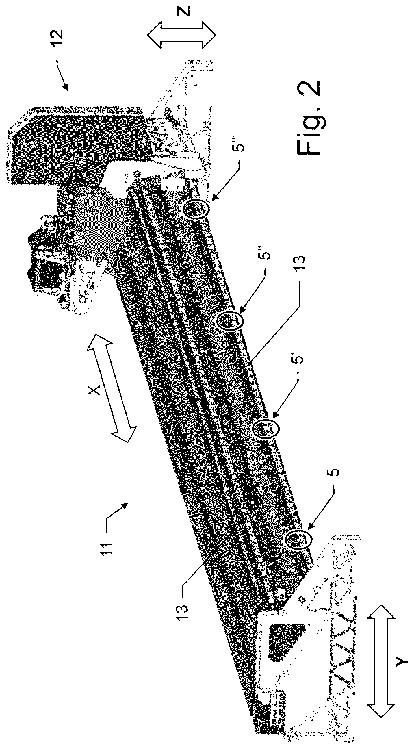 Patent US12472598 Figure 2 – Cutting machine with a temperature compensation