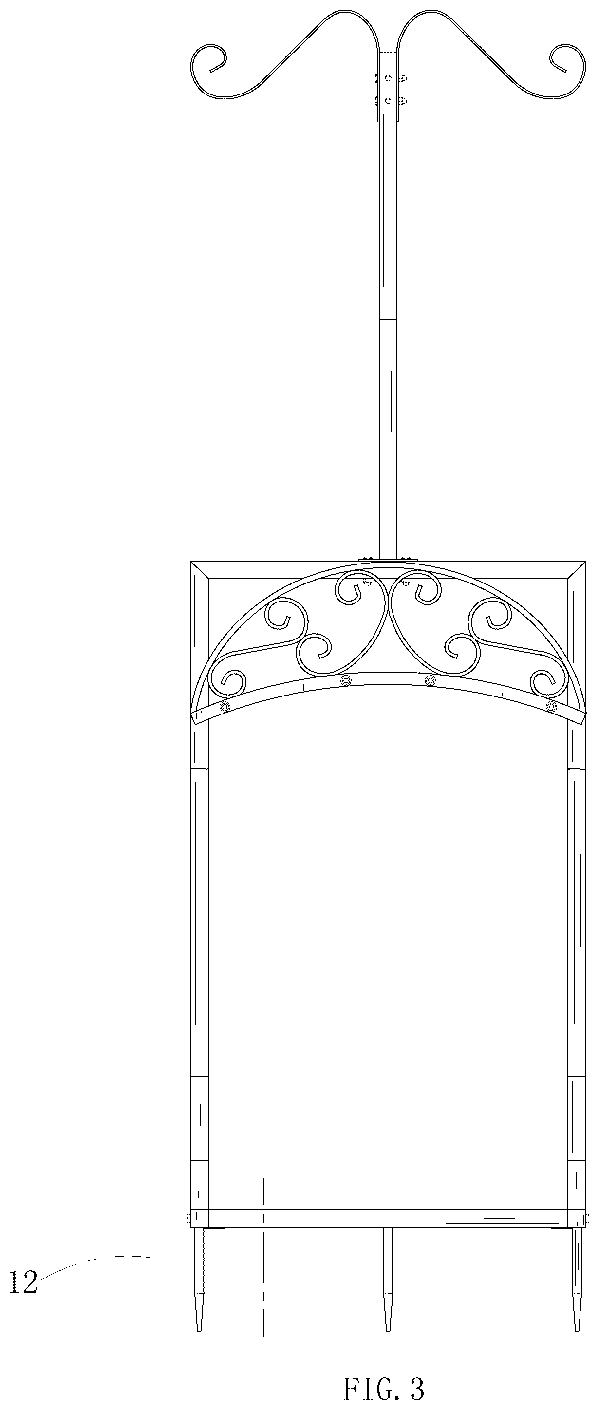 Patent USD1077621 Figure 3 – Hose holder