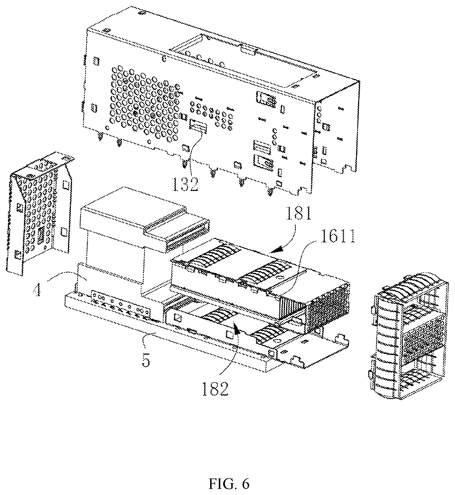 Patent US12562533 Figure 4 – Protective cage assembly, receptacle connector and connector assembly with improved light guide pipe