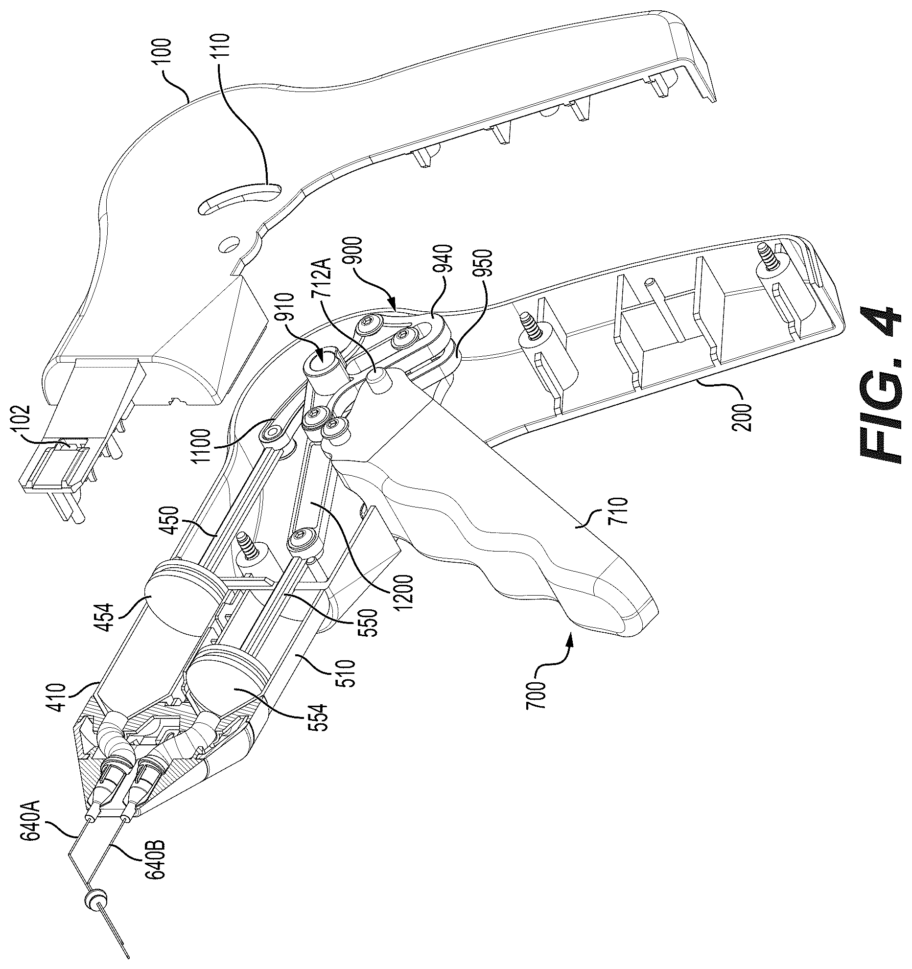 Patent US12599724 Figure 4 – Enhanced dual barrel syringe enclosure with rotational detachment system for simultaneous irrigation and aspiration in endodontic procedures