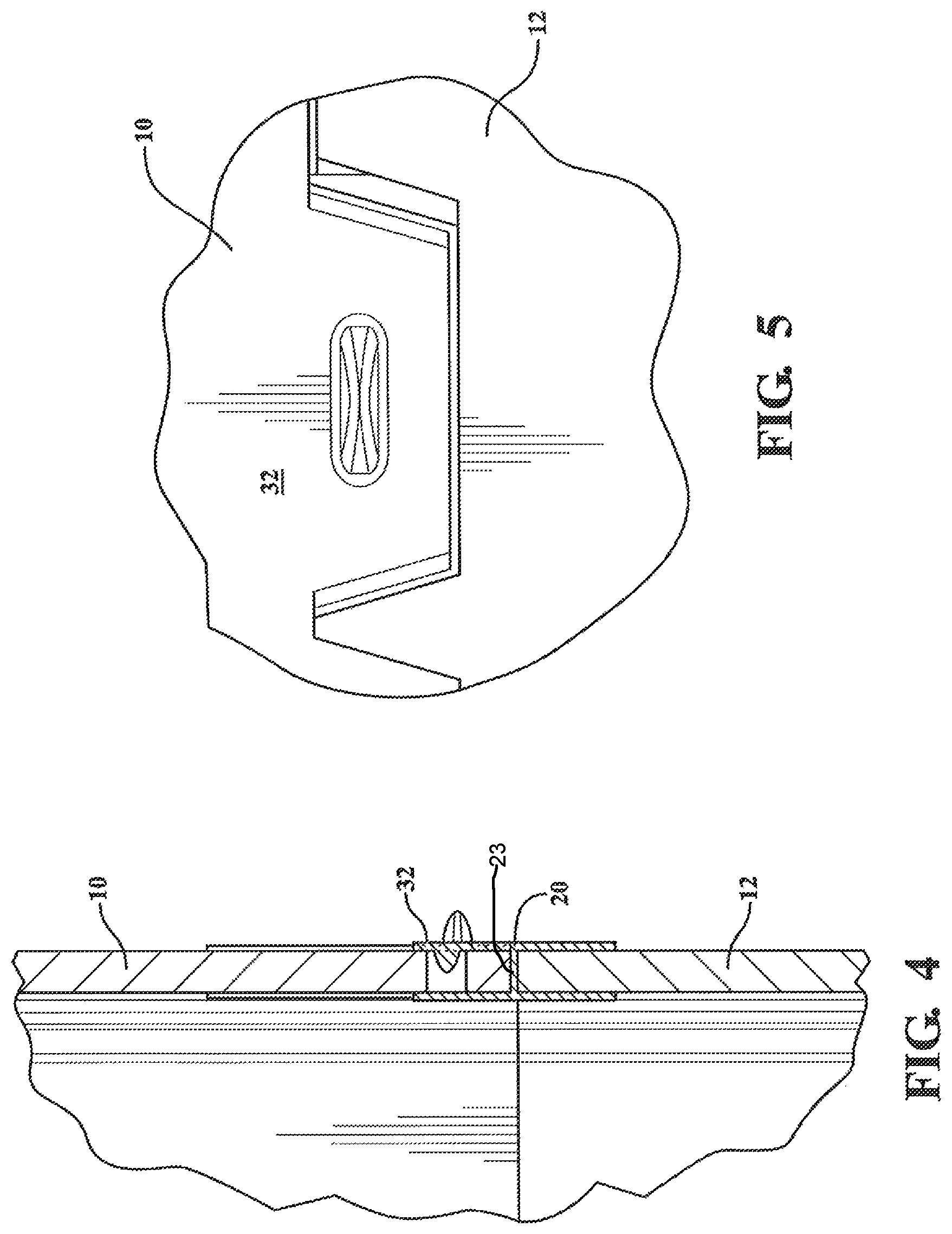 Patent US12617581 Figure 4 – System using clips for joining container sleeves