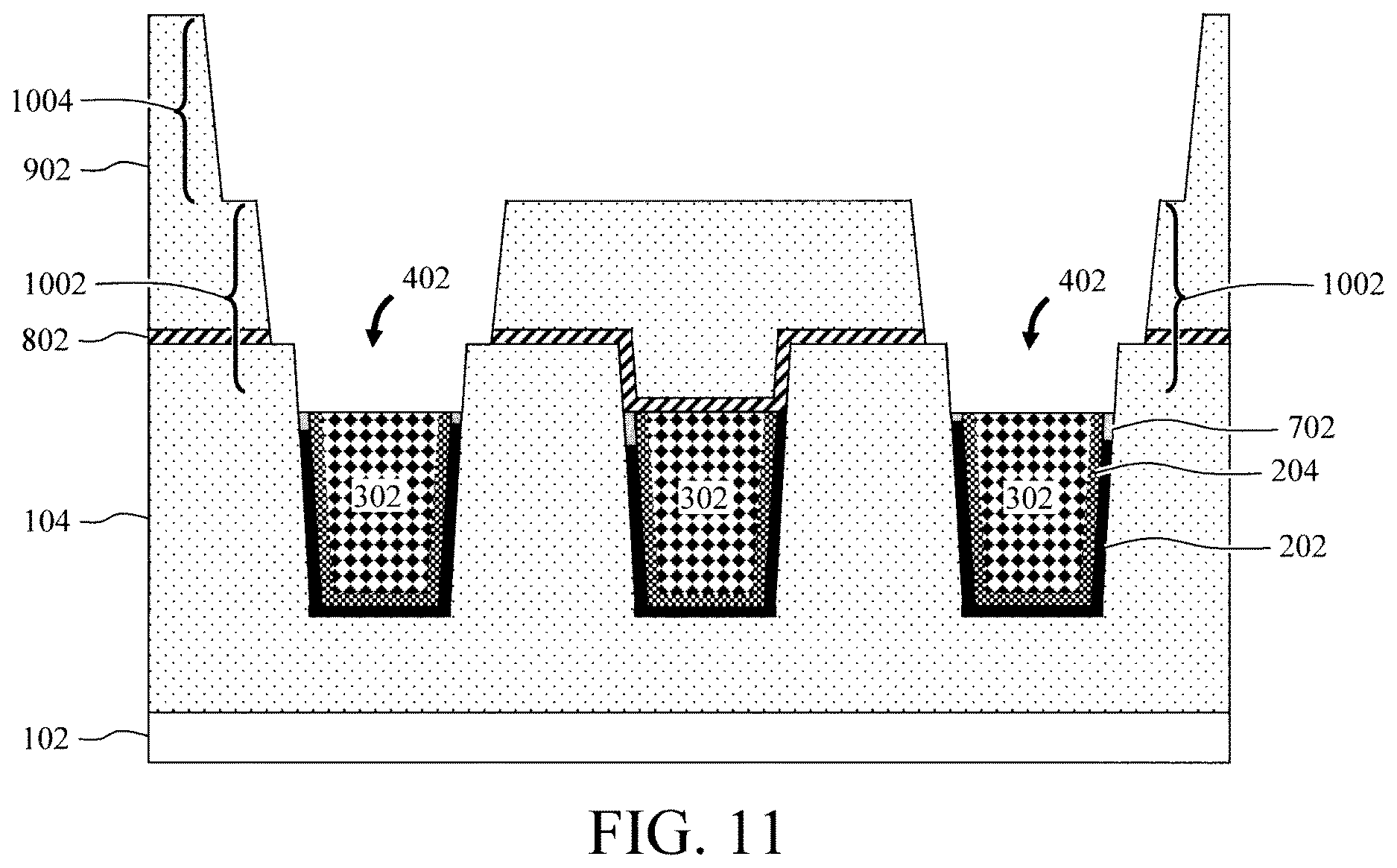Patent US12622248 Figure 7 – Interconnects with sidewall barrier layer divot fill